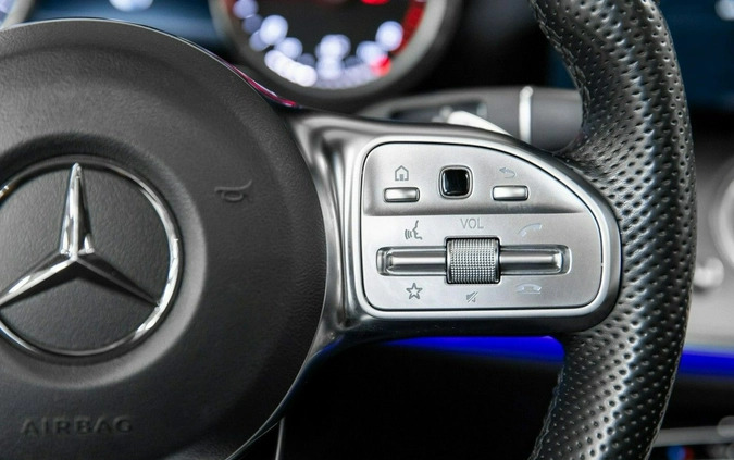 Mercedes-Benz Klasa E cena 155000 przebieg: 119000, rok produkcji 2018 z Piotrków Kujawski małe 781